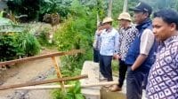 Jembatan Longkrang Bumiayu Brebes rusak akibat banjir