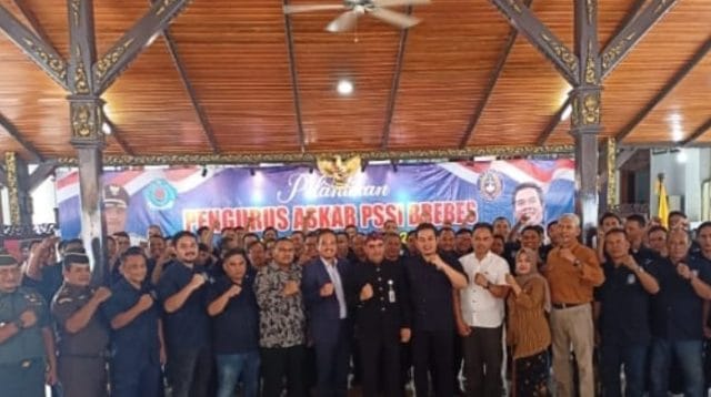 Pelantikan pengurus ASKAB PSSI Brebes masa bakti 2023–2027 di Brebes