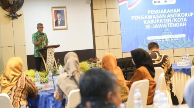 Sekda Jateng Sumarno memberikan pengarahan pengawasan antikorupsi di Semarang