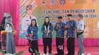 Bupati Brebes mengukuhkan SMKN 1 Tonjong sebagai Sekolah Siaga Kependudukan