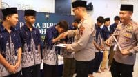 Polres Brebes santunan anak yatim dan buka puasa bersama di Masjid Baitul Muttaqin