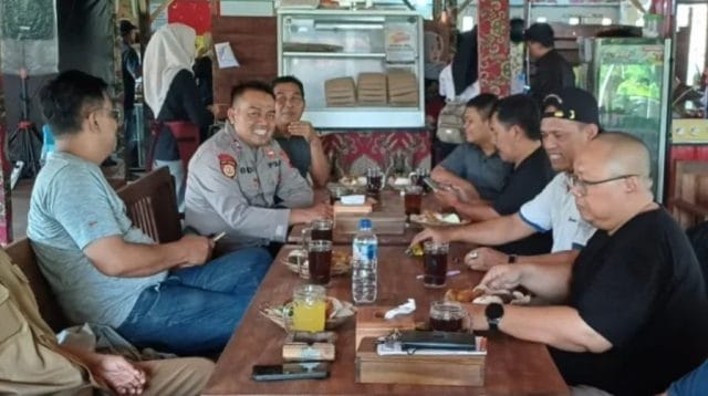 Ilustrasi balap liar di Bumiayu Brebes yang meresahkan warga sekitar Masjid Agung