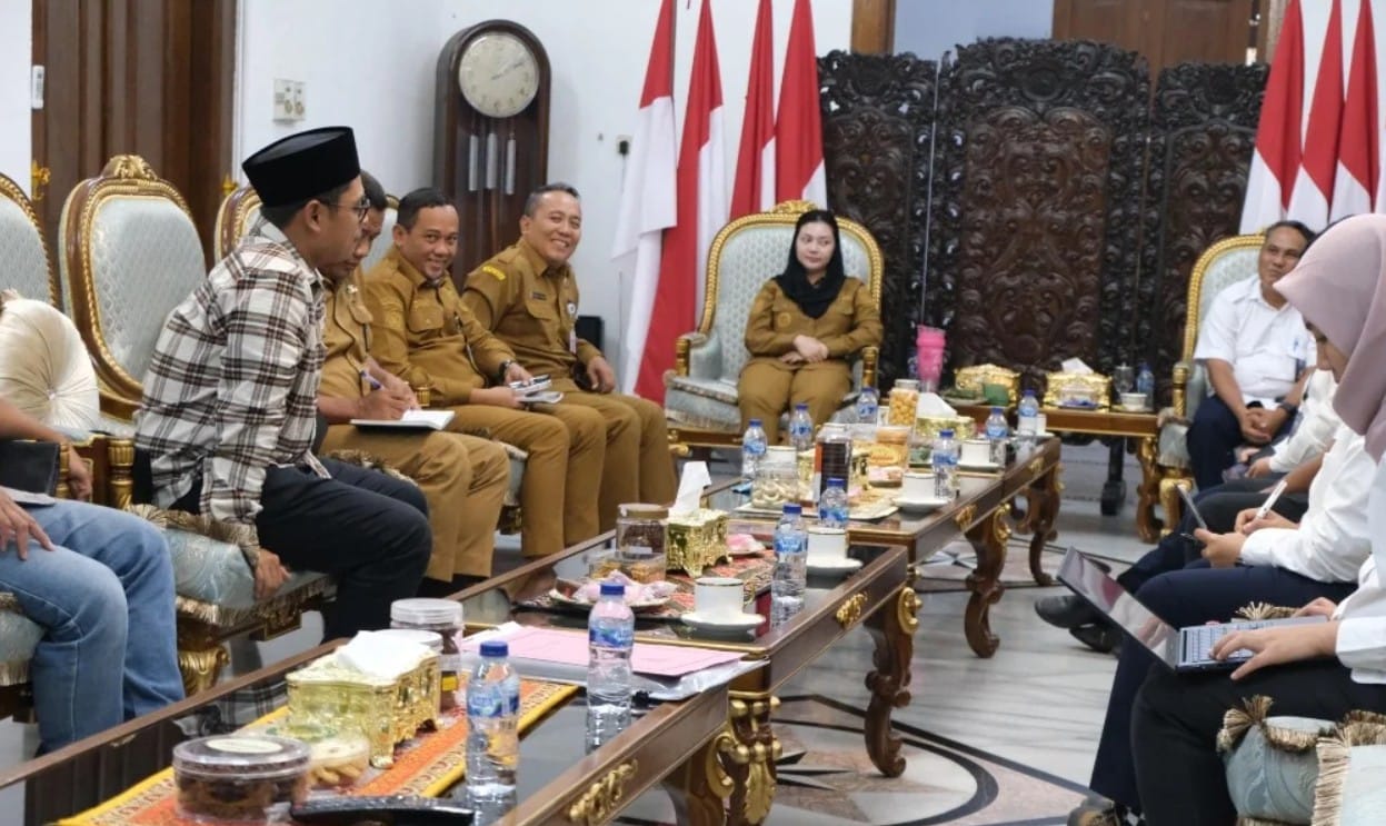 Pertemuan DPRD Brebes dengan BBWS Cimancis membahas penanganan banjir Ketanggungan Brebes akibat luapan Sungai Babakan