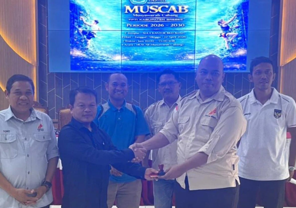 Ketua FPTI Brebes 2026-2030 Herkusnadi Terpilih Aklamasi Herkusnadi terpilih sebagai Ketua FPTI Brebes periode 2026-2030 dalam Muscab di Aula BKD Brebes
