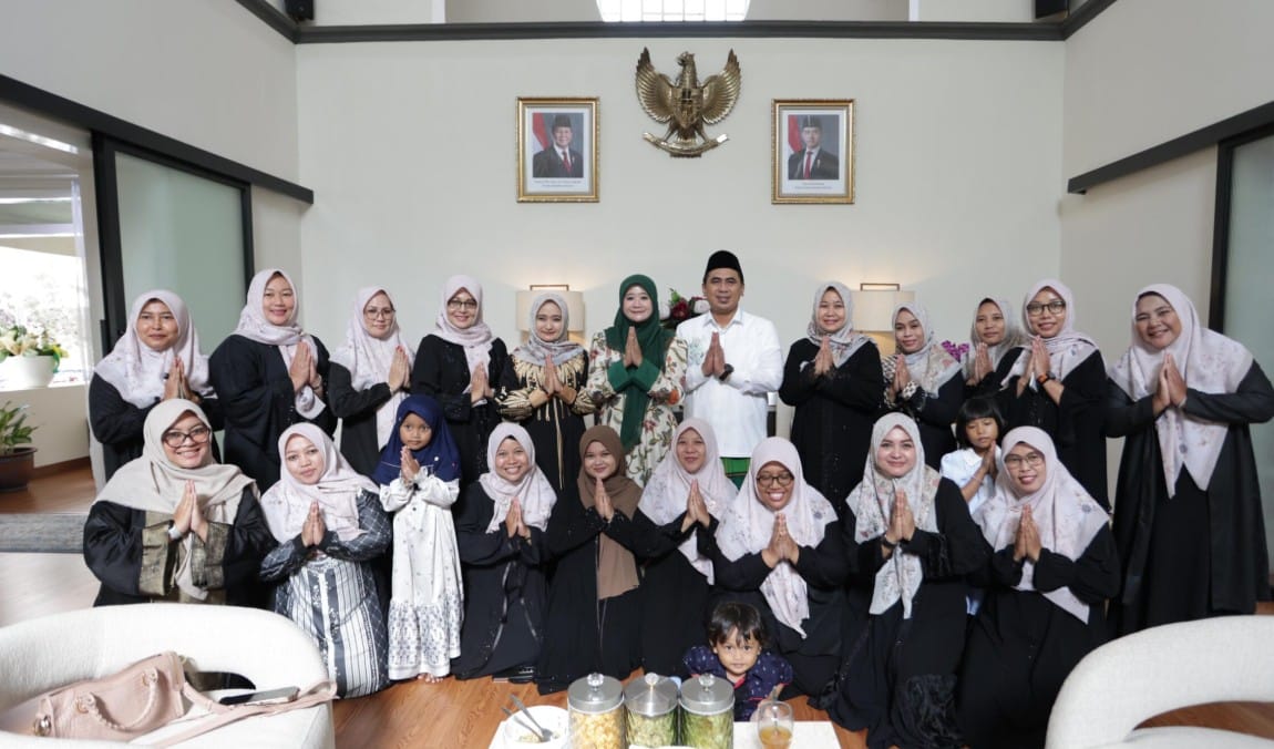 Wakil Gubernur Jawa Tengah Taj Yasin Maimoen bersama Ketua PW Fatayat NU Jateng membahas pemberdayaan perempuan Jawa Tengah